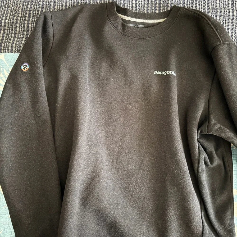 Patagonia Charcoal Crewneck Sweatshirt - Picture 2 of 3